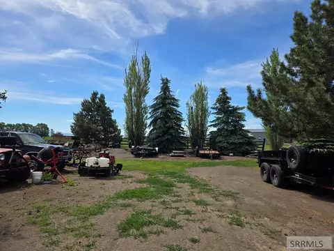 Exterior - 674 N 2800 E, Saint Anthony, ID 83445 photo 9 of 27