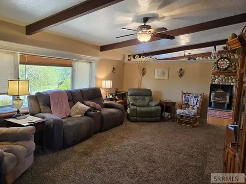 Living - 674 N 2800 E, Saint Anthony, ID 83445 photo 1 of 3