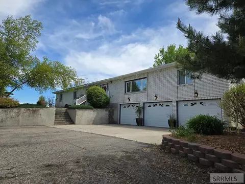 Exterior - 674 N 2800 E, Saint Anthony, ID 83445 photo 2 of 27