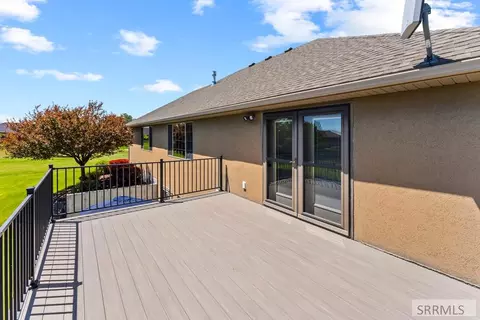 Exterior - 4028 E Fairway Dr, Rigby, ID 83442 photo 15 of 21