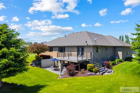 Exterior - 4028 E Fairway Dr, Rigby, ID 83442 photo 19 of 21