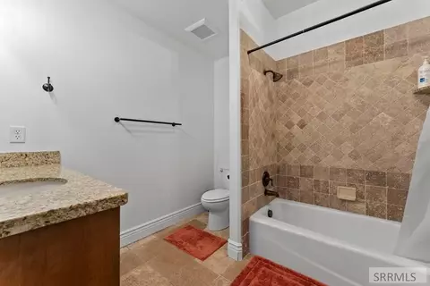 Bath - 4028 E Fairway Dr, Rigby, ID 83442 photo 6 of 7