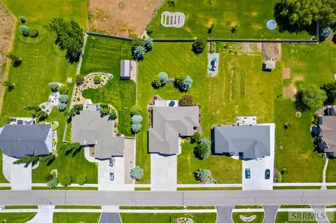 View/Area - 4028 E Fairway Dr, Rigby, ID 83442 photo 3 of 10