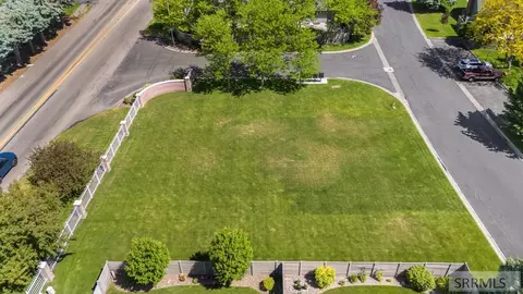 tbd Sun Cir, Idaho Falls, ID 83401