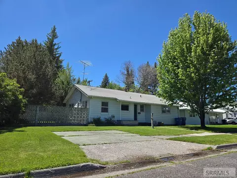 542 E 1st N, Saint Anthony, ID 83445