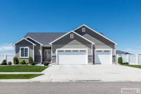 1870 47th N, Ammon, ID 83401