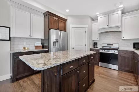 Kitchen - 372 Andesite Dr, Pocatello, ID 83201 photo 3 of 5