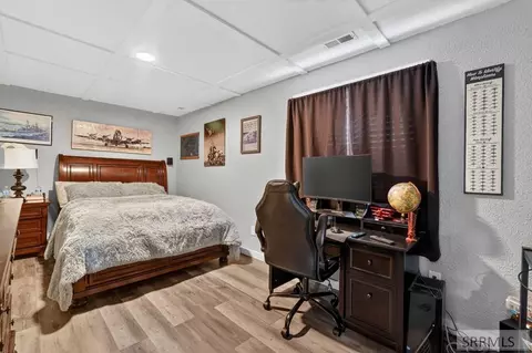 Bedroom - 372 Andesite Dr, Pocatello, ID 83201 photo 6 of 7