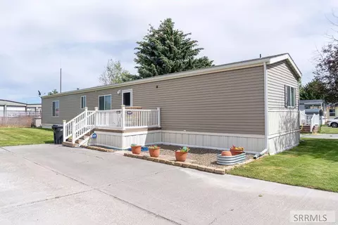 1920 Whispering Pine Dr, Idaho Falls, ID 83401