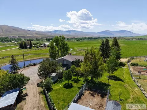 26 Haynes Creek Rd, Salmon, ID 83467