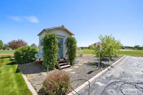 Exterior - 1059 N 575 E, Firth, ID 83236 photo 13 of 14