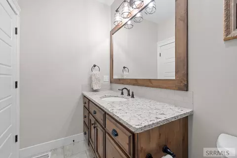 Bath - 1059 N 575 E, Firth, ID 83236 photo 6 of 12