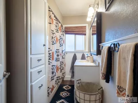 Bath - 263 W 2nd N, Rigby, ID 83442 photo 2 of 2