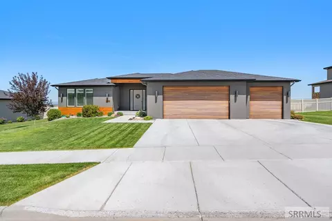 609 S Hidden Valley Rd, Rexburg, ID 83440
