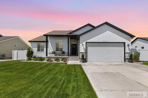 4391 Hatch Hollow Ln, Idaho Falls, ID 83401