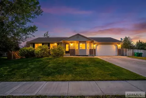 4465 E Cochise Dr, Ammon, ID 83406