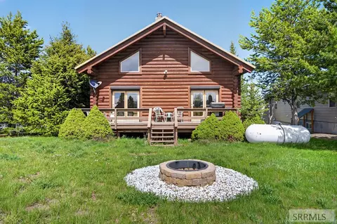4224 Grand View Rd, Island Park, ID 83429