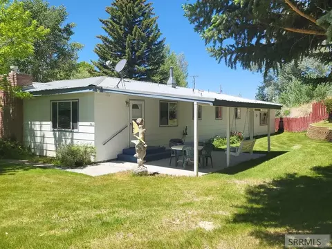 Exterior - 560 N Front St, Arco, ID 83213 photo 8 of 14