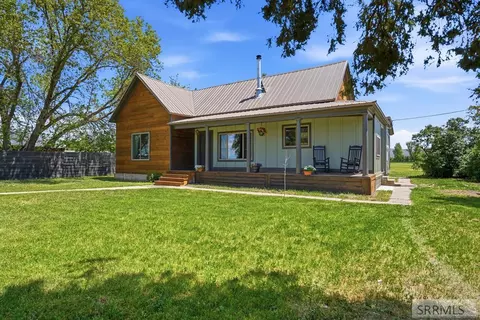4554 Dingle Rd, Dingle, ID 83233
