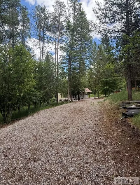 501 Fourth Side Rd, Irwin, ID 83428 photo 3