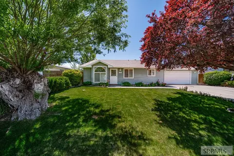 832 Wildrose Ln, Blackfoot, ID 83221