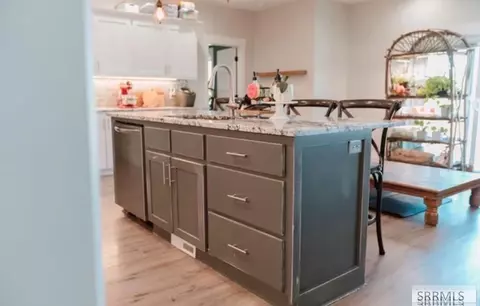 Kitchen - 765 N 600 E, Firth, ID 83236 photo 5 of 7