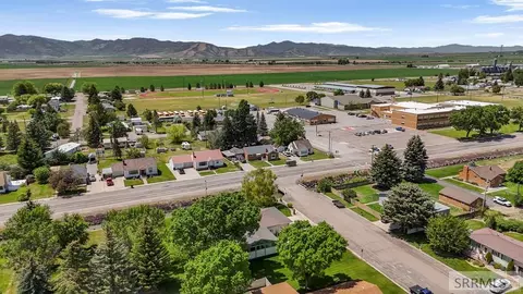 View/Area - 810 S Main St, Grace, ID 83241 photo 6 of 6