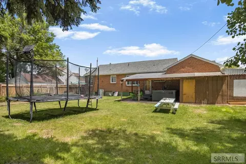 Exterior - 810 S Main St, Grace, ID 83241 photo 4 of 6