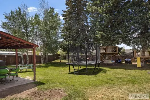 Exterior - 810 S Main St, Grace, ID 83241 photo 3 of 6