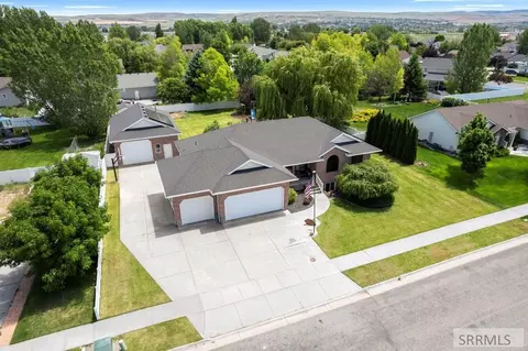 3835 S Taylorview Ln, Ammon, ID 83406
