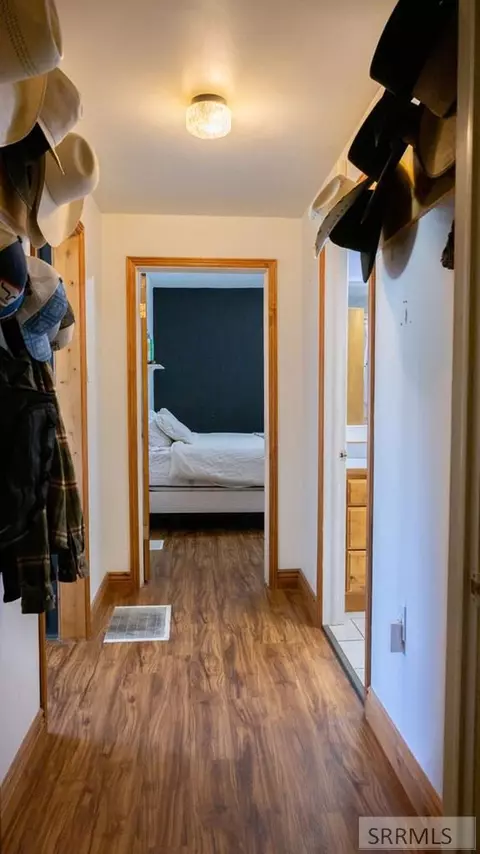Entry Way - 649 N 550 E, Firth, ID 83236 photo 2 of 6