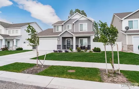 334 Church St, Ammon, ID 83406