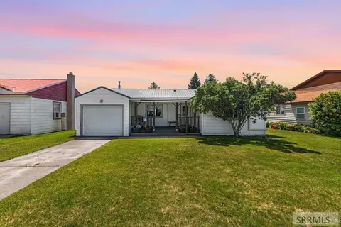 230 E Shelley St, Idaho Falls, ID 83402