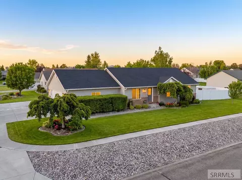 1554 Avon Ln, Idaho Falls, ID 83401