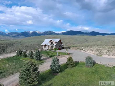 45 Whisper Ridge Rd, Salmon, ID 83467