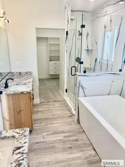 Bath - 3780 E 369 N, Rigby, ID 83442 photo 1 of 6