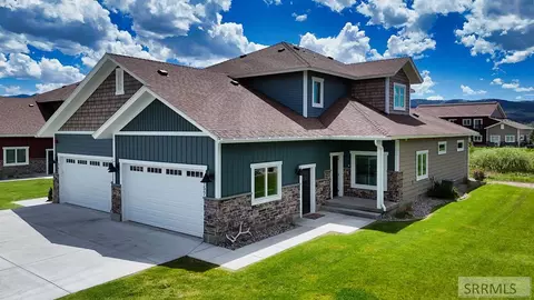 157 Creekside Ln, Swan Valley, ID 83449