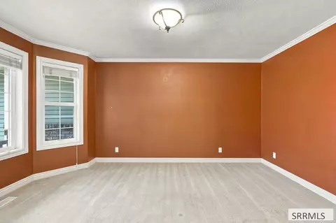 Living - 256 E 5th S, Rexburg, ID 83440 photo 5 of 6