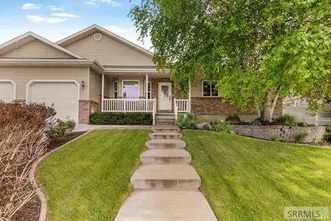 256 E 5th S, Rexburg, ID 83440