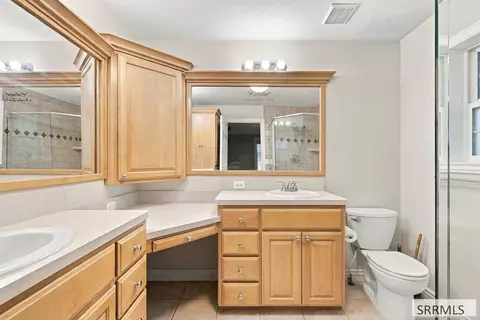 Bath - 256 E 5th S, Rexburg, ID 83440 photo 1 of 6