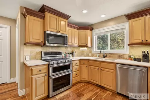 Kitchen - 256 E 5th S, Rexburg, ID 83440 photo 2 of 2