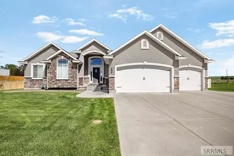 686 Tanglewood Dr, Rexburg, ID 83440