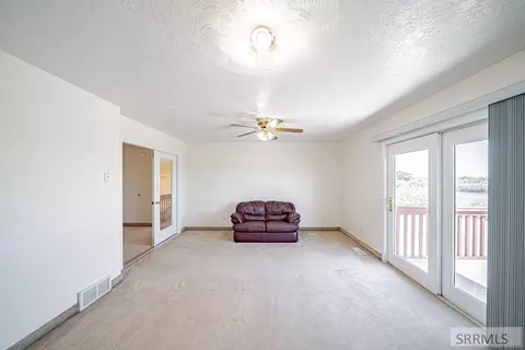 Living - 3071 E 670 N, Roberts, ID 83444 photo 7 of 8