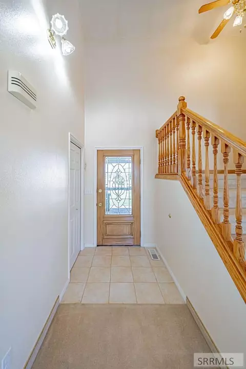 Entry Way - 3071 E 670 N, Roberts, ID 83444 photo 1 of 1