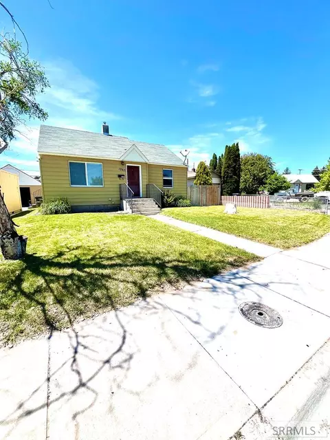 1265 Wadsworth Dr, Idaho Falls, ID 83402