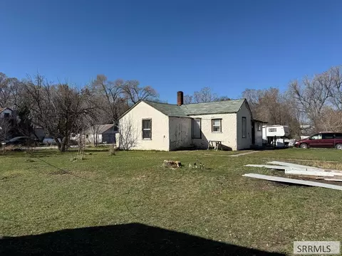 85 S Reynolds Dr, Dubois, ID 83423