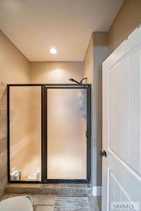 Bath - 276 N 4th W, Rigby, ID 83442 photo 6 of 8