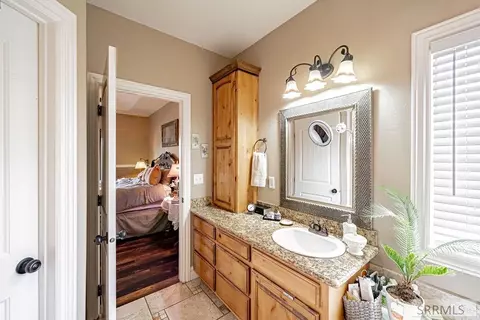 Bath - 276 N 4th W, Rigby, ID 83442 photo 5 of 8