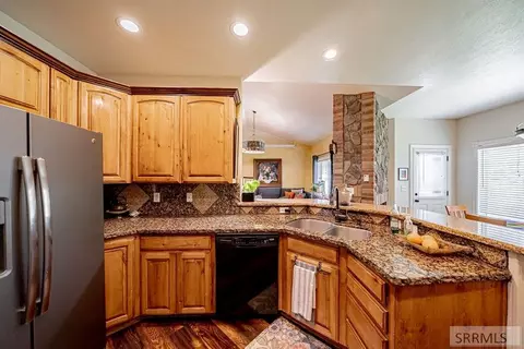 Kitchen - 276 N 4th W, Rigby, ID 83442 photo 3 of 6