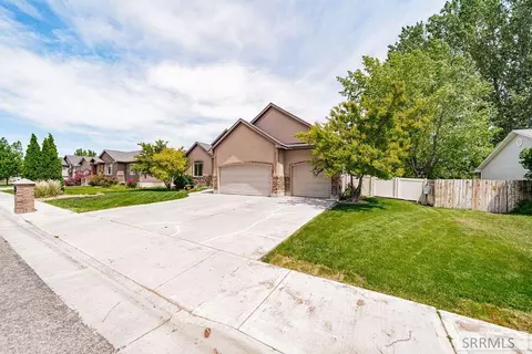 Exterior - 276 N 4th W, Rigby, ID 83442 photo 2 of 2